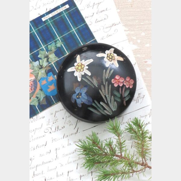 Oud houten doosje "Alpenbloemen"