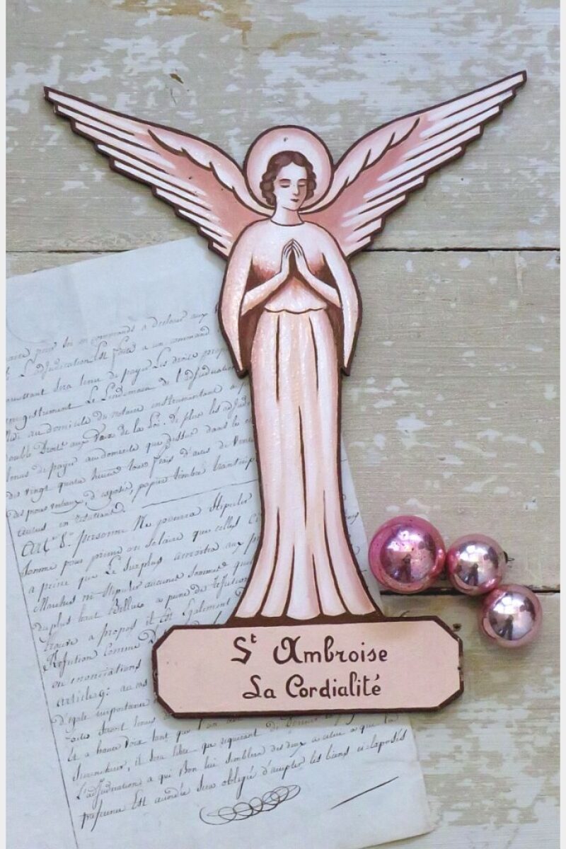 Houten engel "St. Ambroise La Cordialite"
