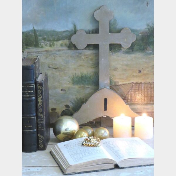 Antiek kapel-/ kruiswegkruis No. 1