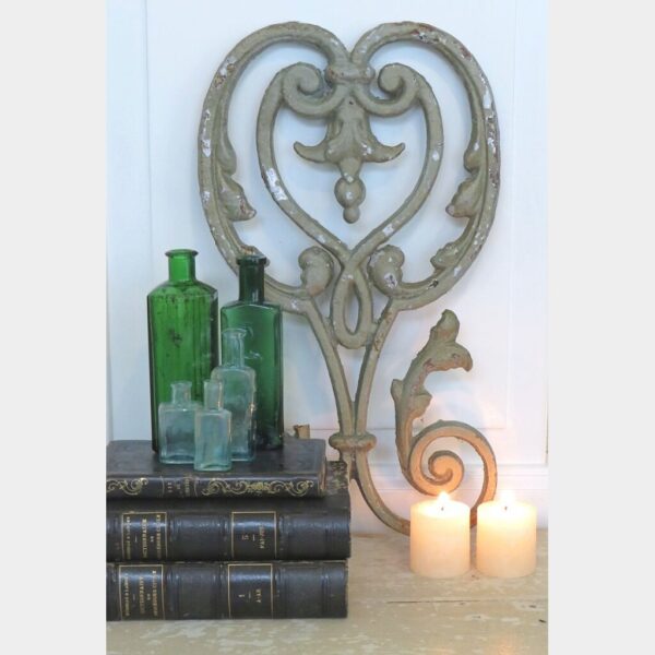 Antiek gietijzeren ornament