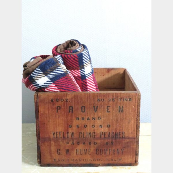 Oude houten kist "Peaches"San Francesco - California