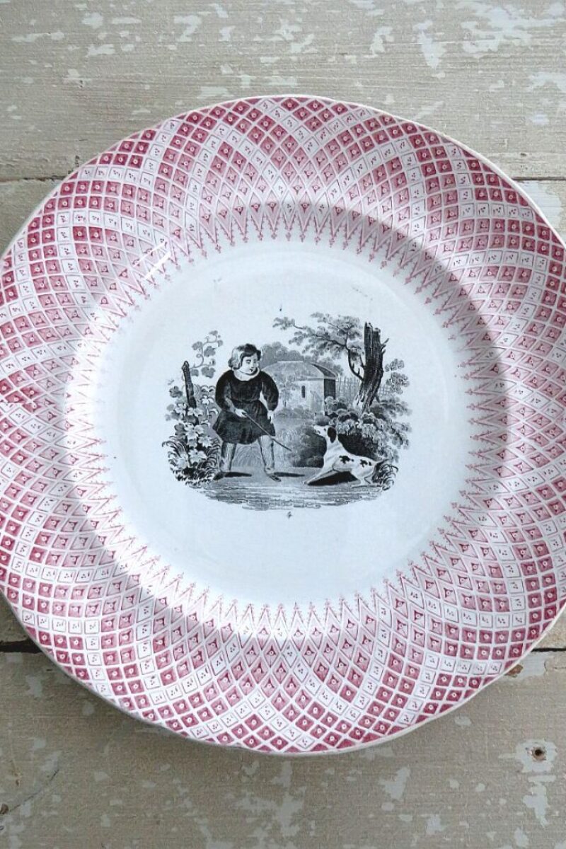 Antiek Frans bordje Creil et Montereau "Meisje met hondje"