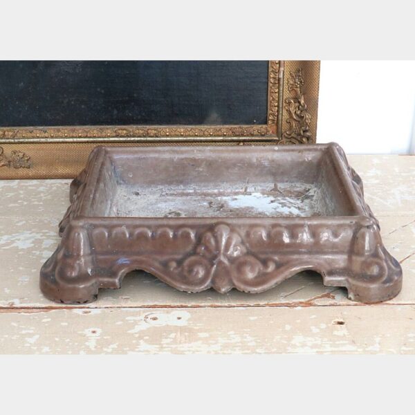 Antieke grote Franse kwispedoor