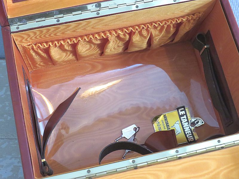 Vintage Franse beautycase "Le Tanneur" (nieuw)