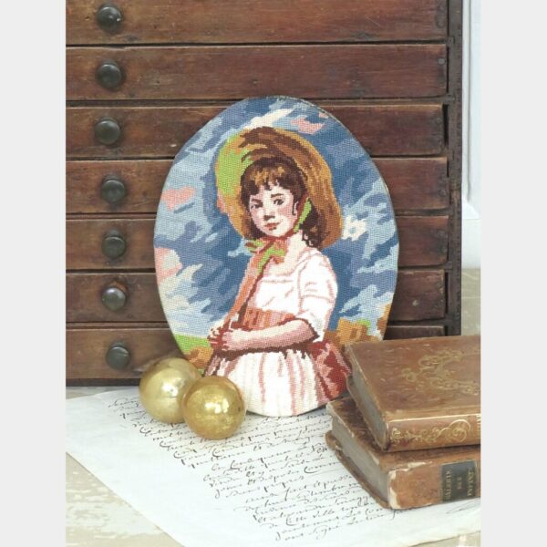 Oud borduurwerk, "Meisje"