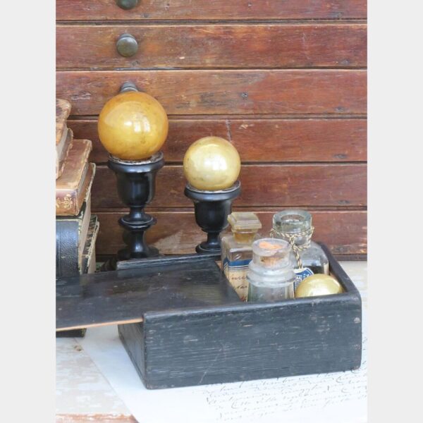 Oud doosje met schuifdeksel