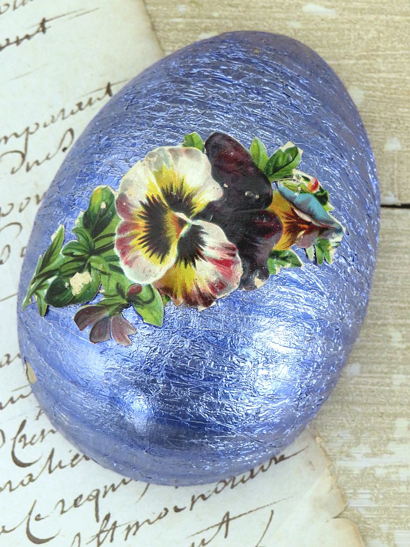 Candycontainer "Paasei - lavendelblauw-GDR"