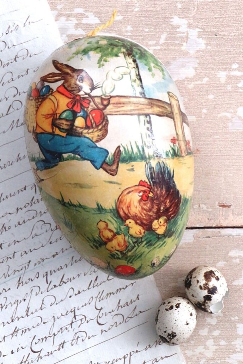 Oude candycontainer " Paashaas & Kuikentjes" -14,5cm