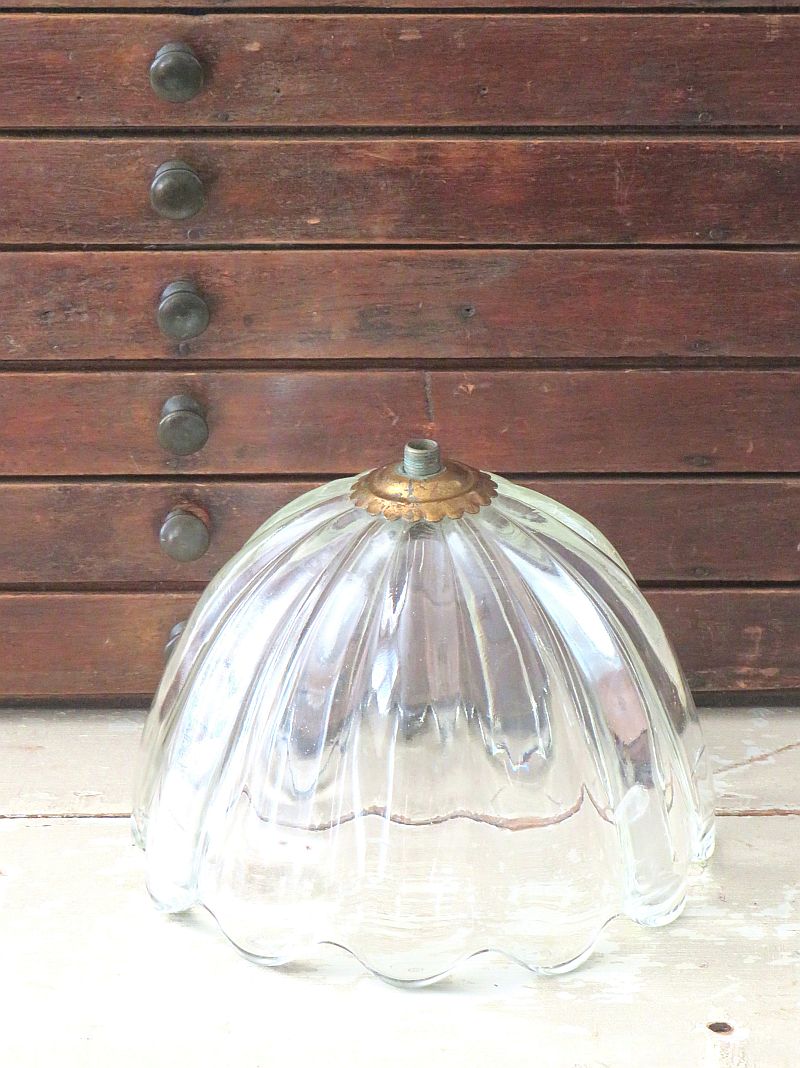 Antiek Frans glazen lampenkapje/ kelkje *