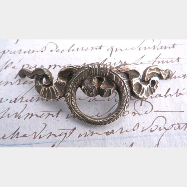 Messing ornamentje "Strik"