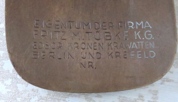 Oude winkeldisplay FMT "Edsor"