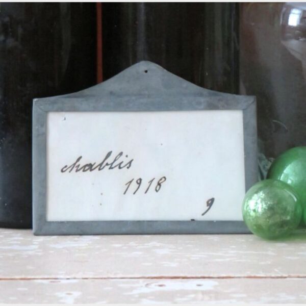 Antiek Frans wijnetiket "Chablis 1918"