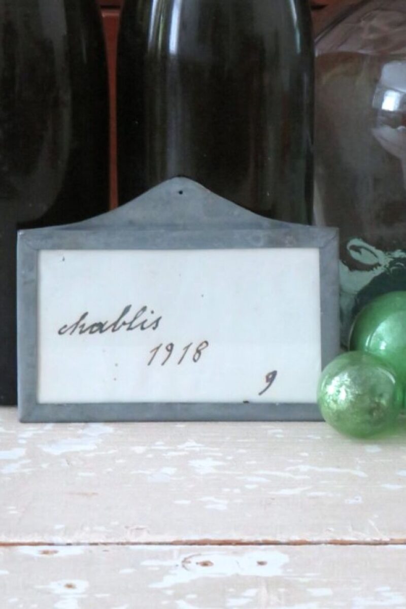 Antiek Frans wijnlabel "Chablis 1918"