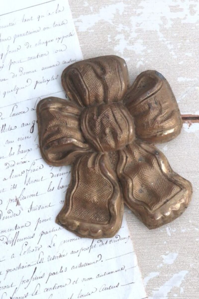 Antieke Franse Cache-clou "Strik"