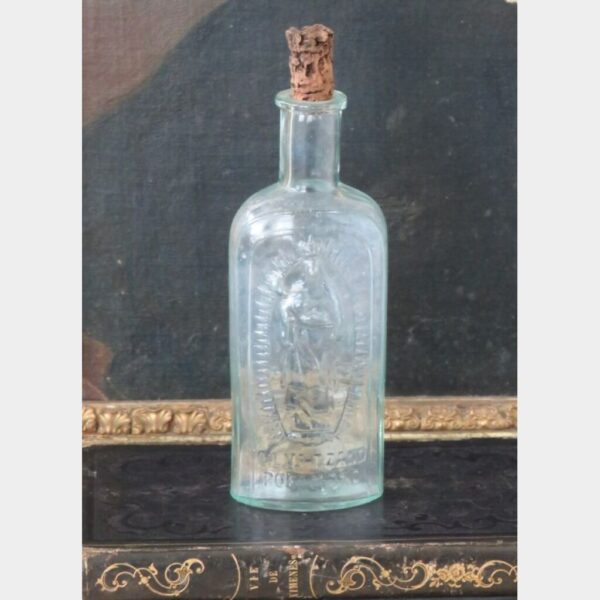 Antieke wijwater fles OLV in 't Zand Roermond