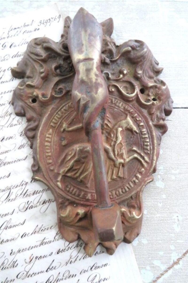 Antieke bronzen deurklopper