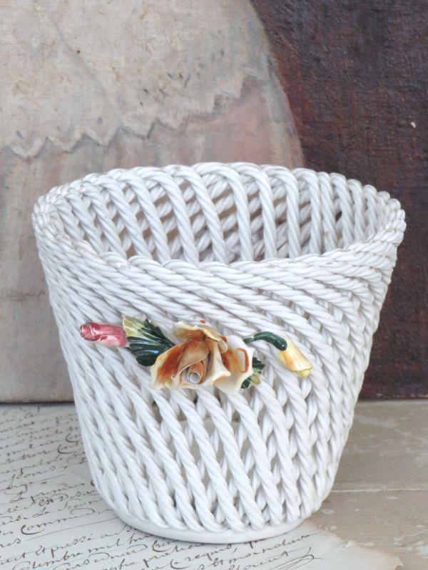 Oude Italiaanse cachepot "Rozentakje"