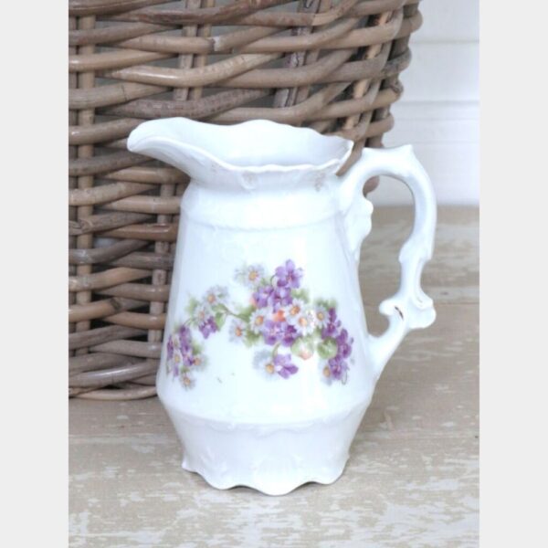 Franse kan "Viooltjes & madeliefjes"