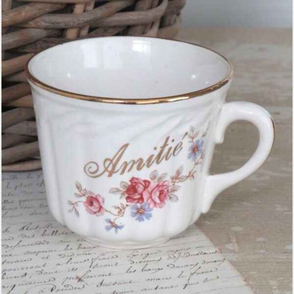 Oude chocoladebeker/ kop Boch La Louvière "Amitie"