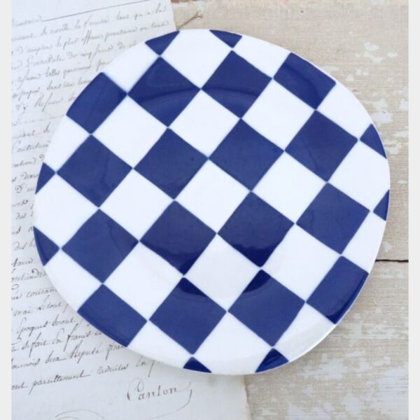 Oud plat bordje van Boch Damiers “Blauw – expo 58”