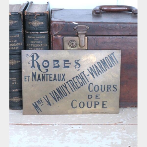 Antiek winkel-/ reclamebord "Robes et Manteaux"