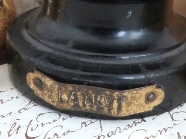 Antiek beeld "La Nuit"