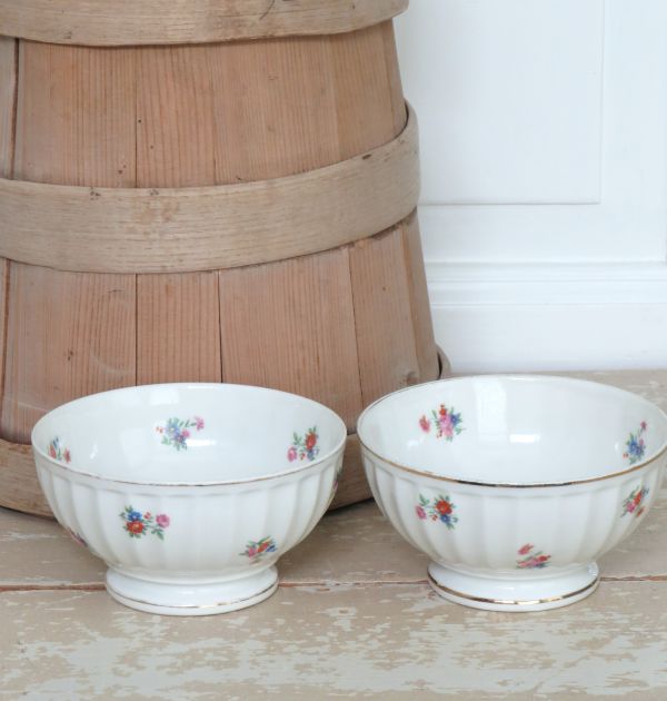 Set grote Franse spoelkommen