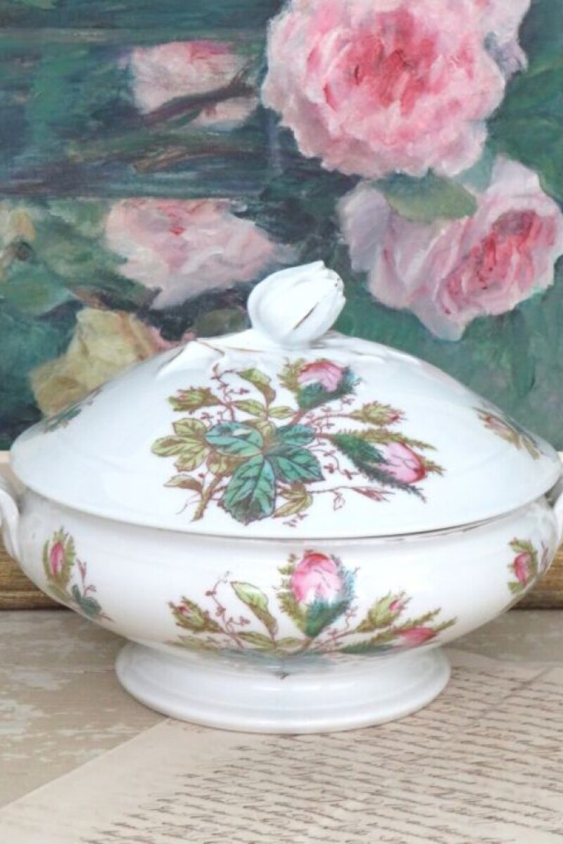 Antieke Franse terrine "Rozenknoppen" circa 1880