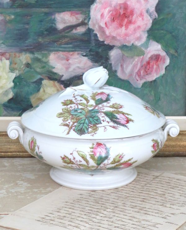 Antieke Franse terrine "Rozenknoppen" circa 1880