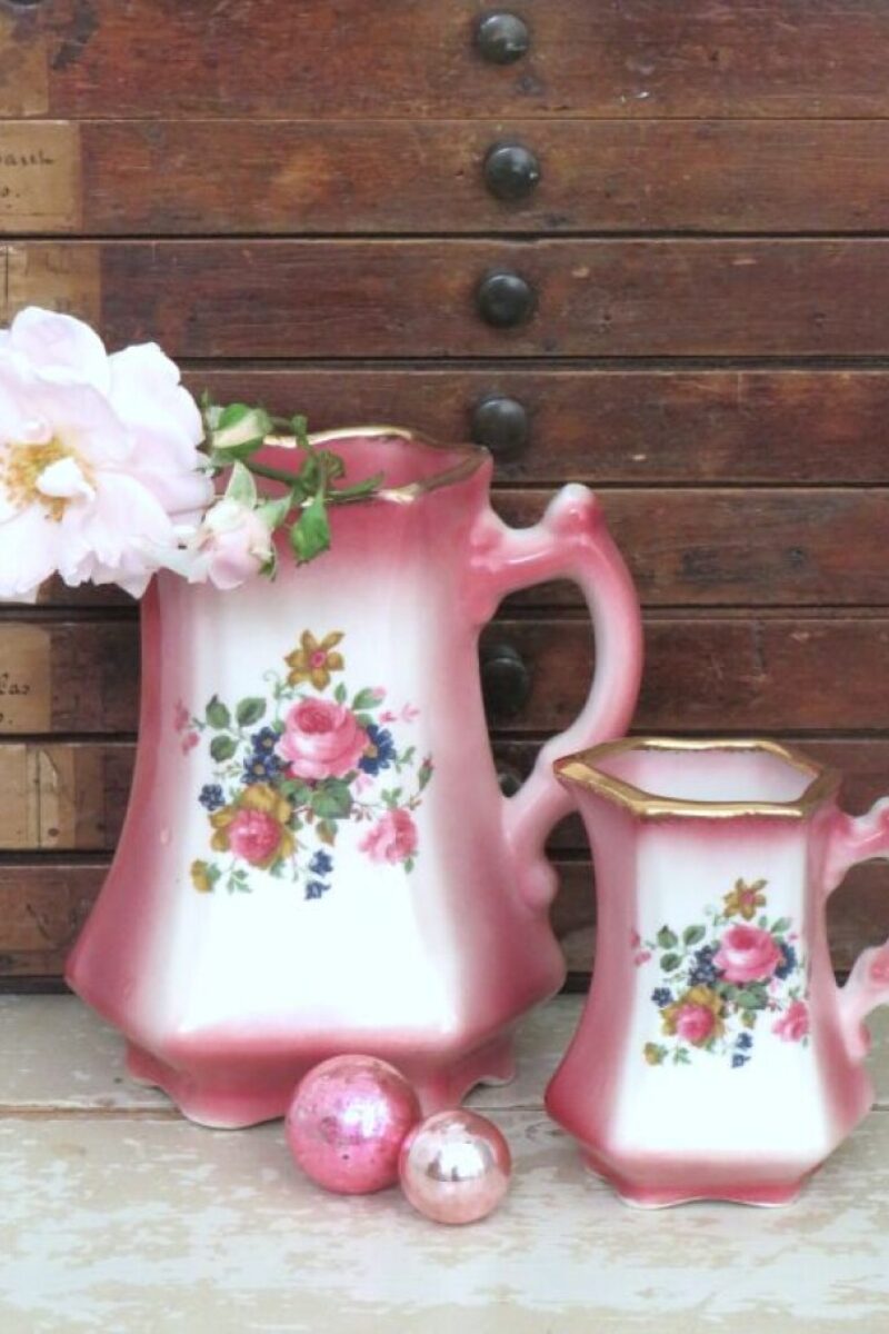 Engelse Staffordshire Ironstone kan "Rozen"