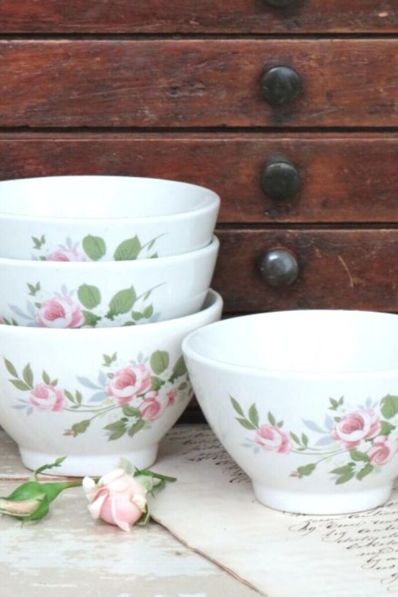 Set (4 st.) vintage kommetjes"Roosjes"