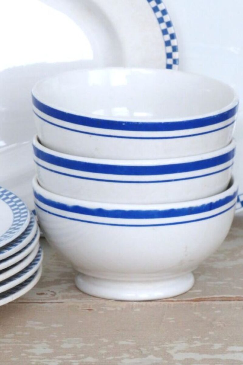 Set (3) oude Franse spoelkommen Longchamp*