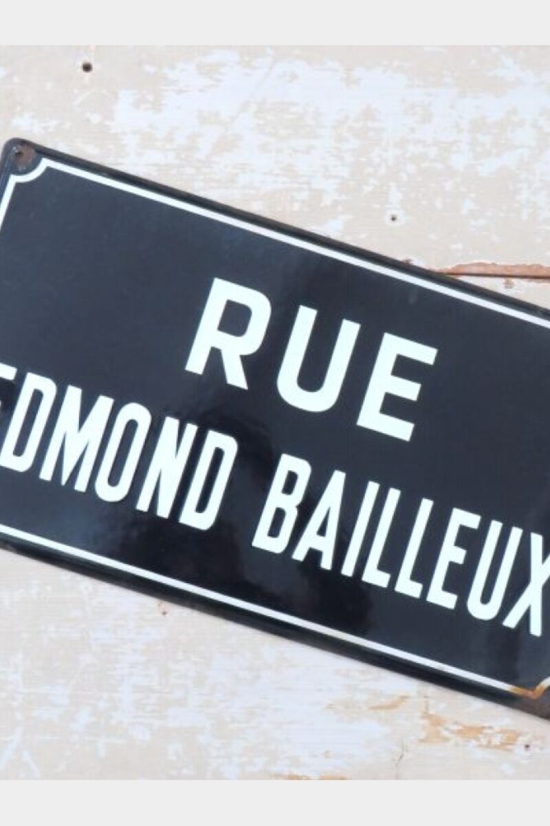 Frans straatnaambord “Rue Edmond Bailleux”