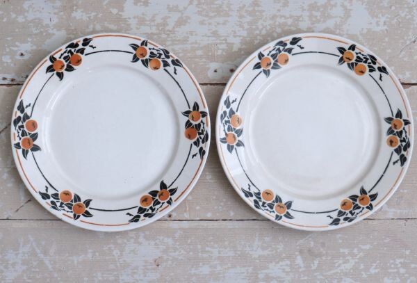 Antiek Frans dinerbord Badonviller "Madeleine"