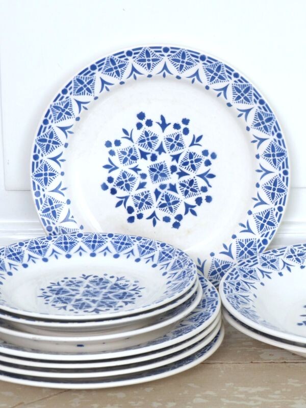 Lot Franse borden Dentelle blauw