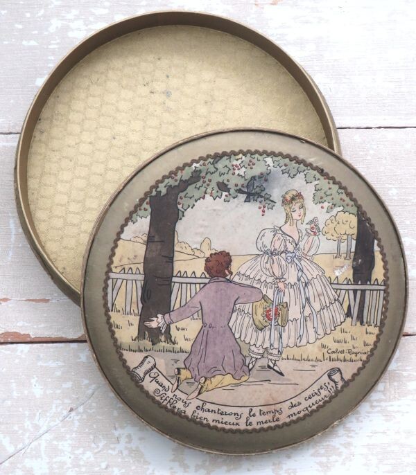 Antieke chocolade doos Godelaine Bruxelles - Anvers "Le Temps des Cirese"