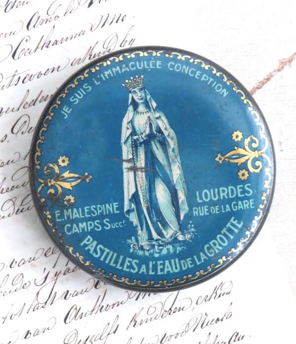 Antiek blikje Lourdes "Pastilles à L'Eau de la Grotte"