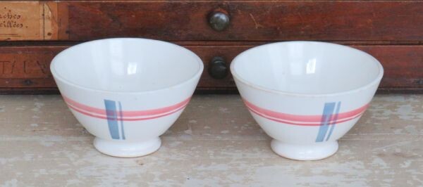 Oude Franse landelijke spoelkom “Rood/ blauw geruit”