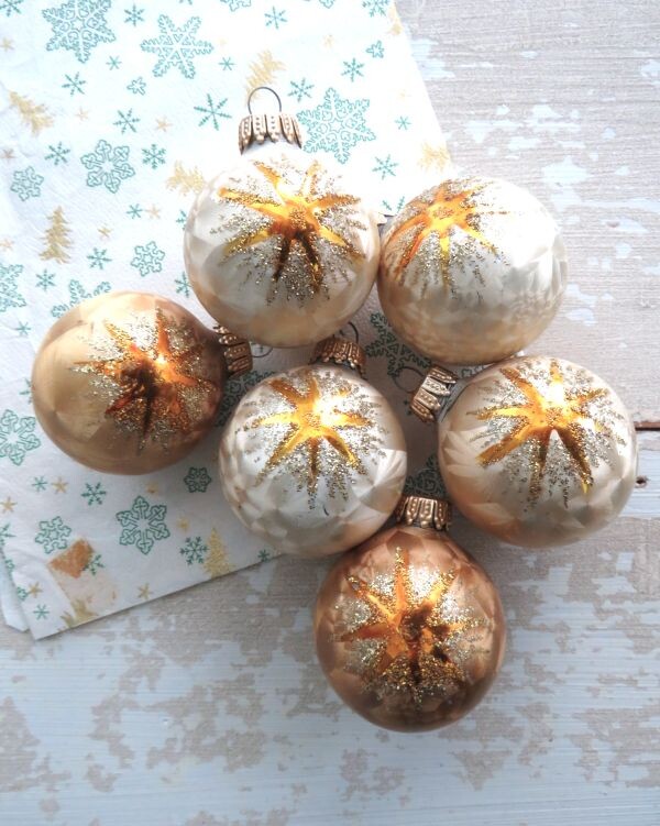 Set (6 st.) Oude vintage kerstballen "Ster"
